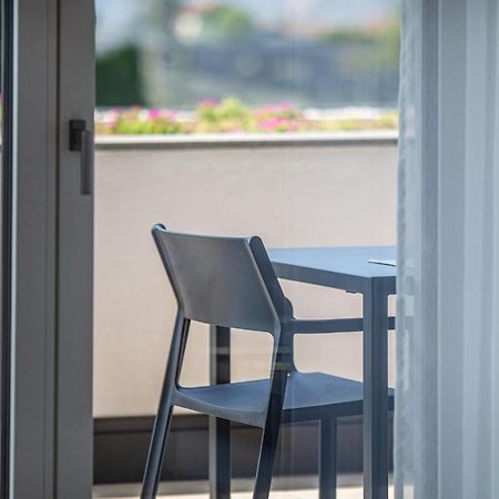 Apartments Curti - Abendrot Laives Eksteriør bilde