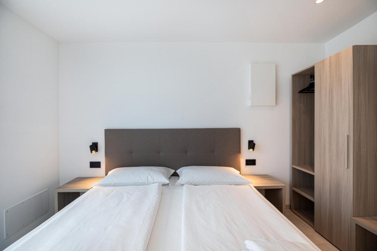 Apartments Curti - Abendrot Laives Eksteriør bilde